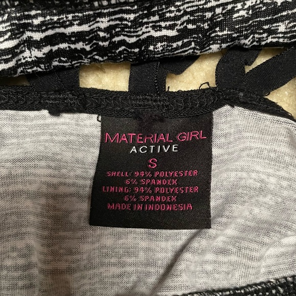 Material Girl Active Black White Sports Bra - Picture 3 of 3